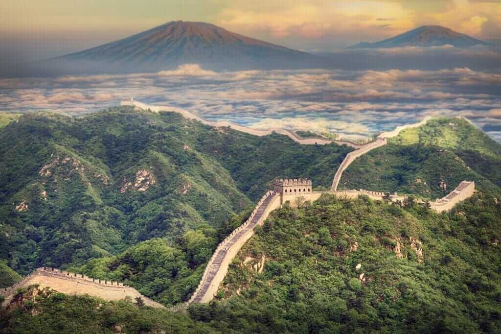 Mur de pierre en chine Un paysage paisible avec un mur en pierre rustique.